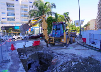 El Ayuntamiento acomete obras en el embovedado del Río Monterroso para mejorar la red de saneamiento