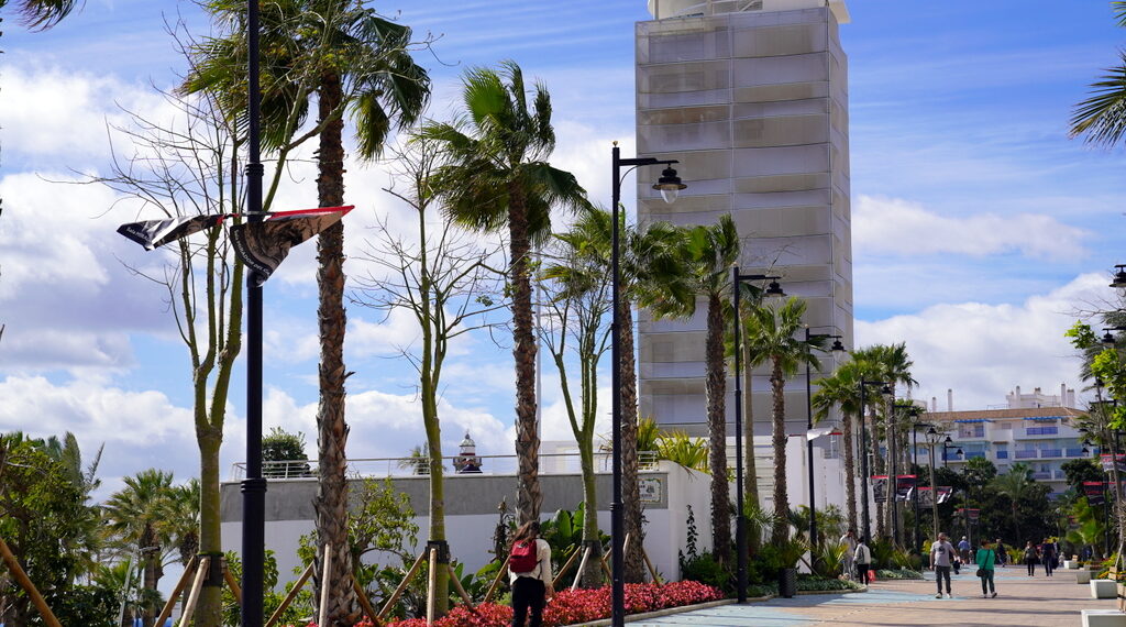 El Ayuntamiento de Estepona inaugura este jueves la biblioteca de ocho plantas en el Mirador del Carmen