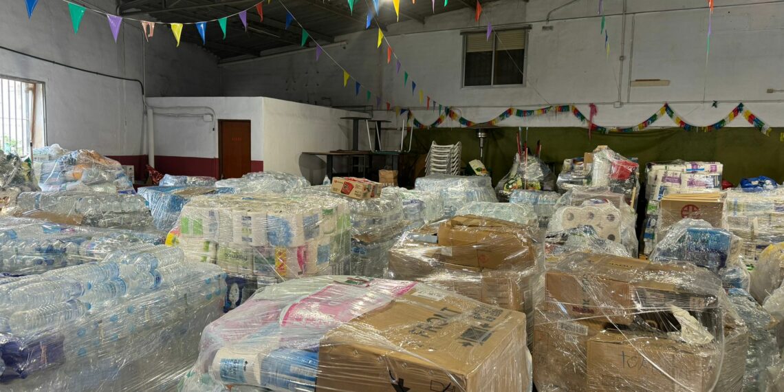 Mijas recoge más de 100.000 kilos de productos de primera necesidad para los afectados por la DANA