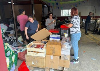 Mijas recoge más de 65.000 kilos de productos de primera necesidad para los afectados por la DANA