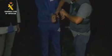 Detenidos dos tripulantes de la narcolancha utilizada en el asesinato de dos agentes de la Guardia Civil en Barbate