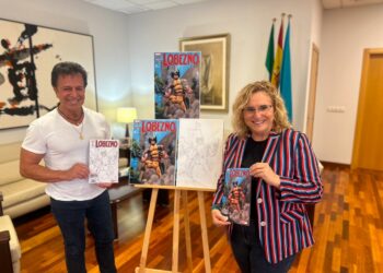 El dibujante John Romita Jr. dedica a Fuengirola una portada de Marvel con Lobezno en el castillo Sohail, con motivo de la Comic Con