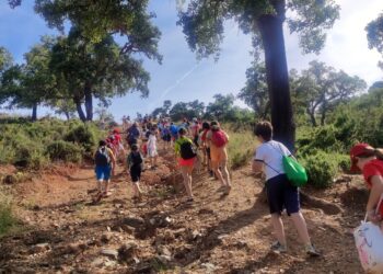 El Ayuntamiento inicia el ‘Programa de Senderismo Escolar 2024-25’ destinado a jóvenes entre 7 y 18 años