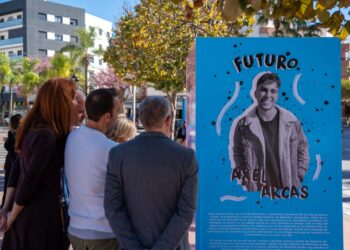 Torremolinos celebra el Día Internacional de la Memoria Trans personalizando en historias del pasado, presente y futuro
