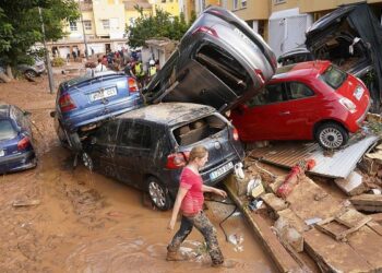 Tragedia histórica por la DANA: más de 200 fallecidos en Valencia e Interior apunta a que la cifra aumentará