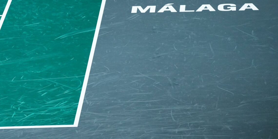 La eliminatoria España-Polonia de la Billie Jean King de tenis se aplaza al viernes por la alerta