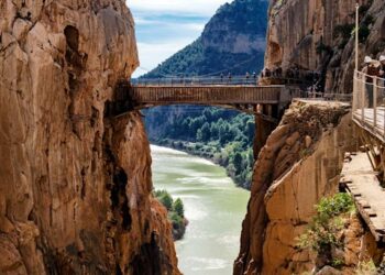 Mañana jueves salen a la venta las nuevas entradas del Caminito del Rey para las fechas entre el 14 de enero y 29 de junio de 2025