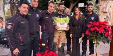 Mijas rinde homenaje a los voluntarios que se volcaron con los damnificados por la DANA