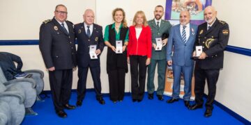 Marbella entrega las medallas a Protección Civil por “la valentía y dedicación de los voluntarios que prestan un servicio esencial”