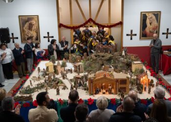 Inaugurado el tradicional Belén de la Cofradía del Santísimo Cristo de la Redención