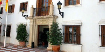 Benalmádena guardará un minuto de silencio en repulsa por el asesinato de Adela