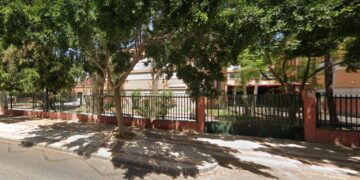 La Junta reforma el cerramiento del IES Mare Nostrum de Málaga tras una inversión superior a 157.000 euros