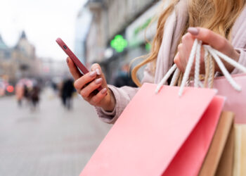 Consumo llama a evitar la compra «innecesaria» de productos en Navidad para un consumo «responsable y sostenible»