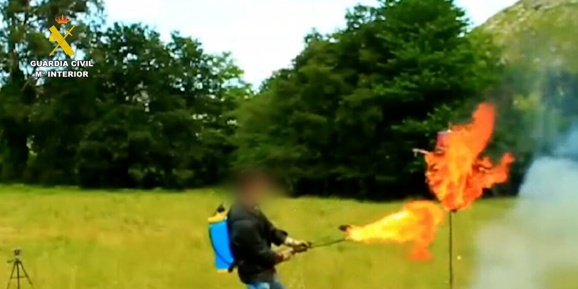 Detienen a un ‘youtuber’ con más de un millón de suscriptores por fabricación ilegal de explosivos