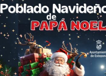 El Ayuntamiento organiza una fiesta infantil en el Poblado Navideño de Papa Noel de la Plaza del Ajedrez
