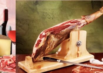 Marbella pone en marcha una cata de jamón, vinos y quesos en el Mercado Central de Marbella