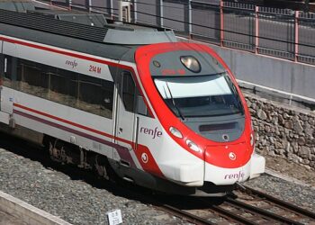 Un fallo eléctrico afecta a doce trenes del Cercanías Málaga-Fuengirola