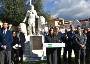 Navarro apela al «papel determinante» de Andalucía para garantizar la «igualdad entre los españoles»