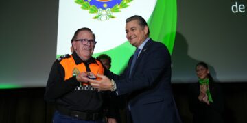 El Gobierno andaluz reconoce a 87 personas con la medalla al Mérito de Protección Civil