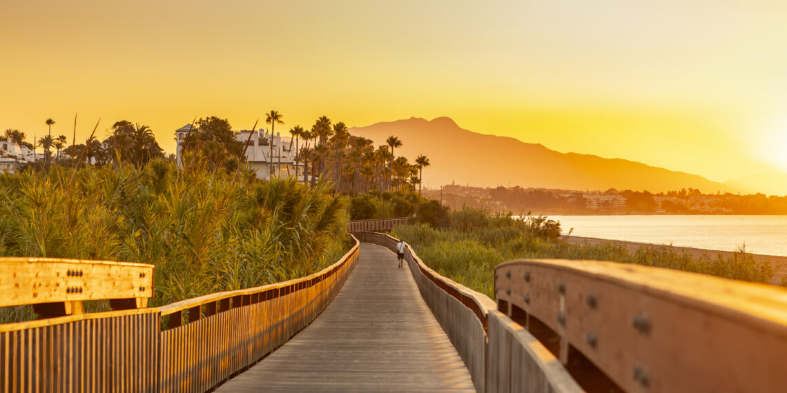 Estepona avanza en la construcción del corredor litoral con los proyectos de dos nuevos tramos