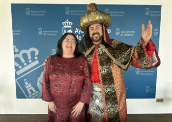 La Cabalgata de Reyes Magos repartirá en Estepona 16.000 kilos de caramelos blandos y más de 2.000 balones y otros juguetes