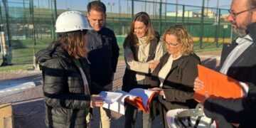 El Ayuntamiento de Fuengirola inicia las obras para crear un nuevo espacio polivalente en el Complejo Elola