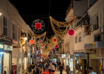 Torremolinos autoriza una ampliación horaria a la hostelería durante la campaña de Navidad