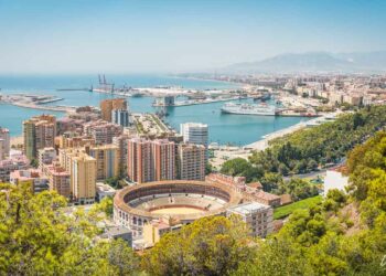 Málaga, capital de la Costa del Sol, es la séptima más poblada de España con 591.637 empadronados