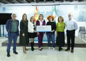 El Ayuntamiento respalda la iniciativa de CIT Marbella y Obra Social La Caixa apoyando a Crece, Cáritas de El Calvario y la Agrupación de Cofradías
