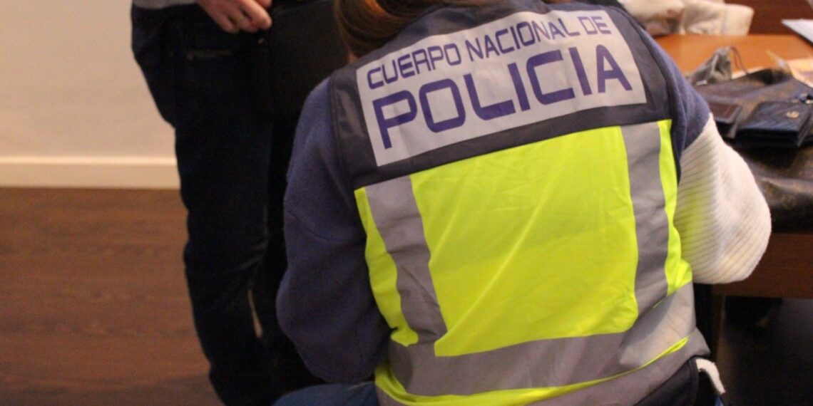 Atraca una sucursal bancaria con un arma blanca en Ciudad Jardín y se lleva la recaudación