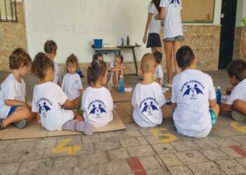 La Diputación destina 825.000 euros para ayudar a la conciliación de las familias y atiende a más de 3.700 menores en vacaciones de verano y Navidad