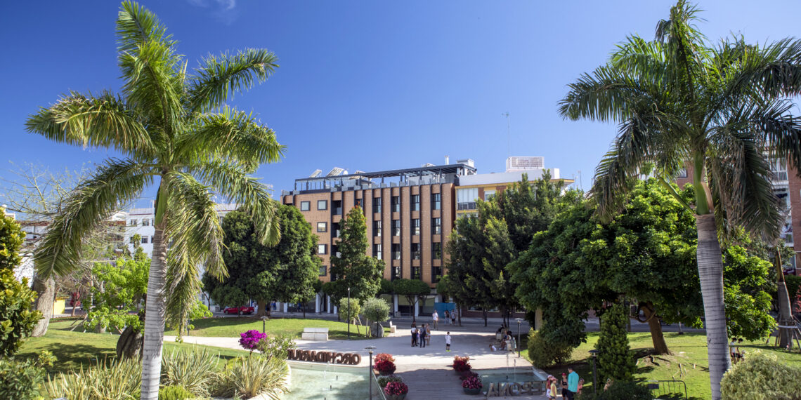 Estepona duplica la media española en metros cuadrados de zona verde pública por habitante