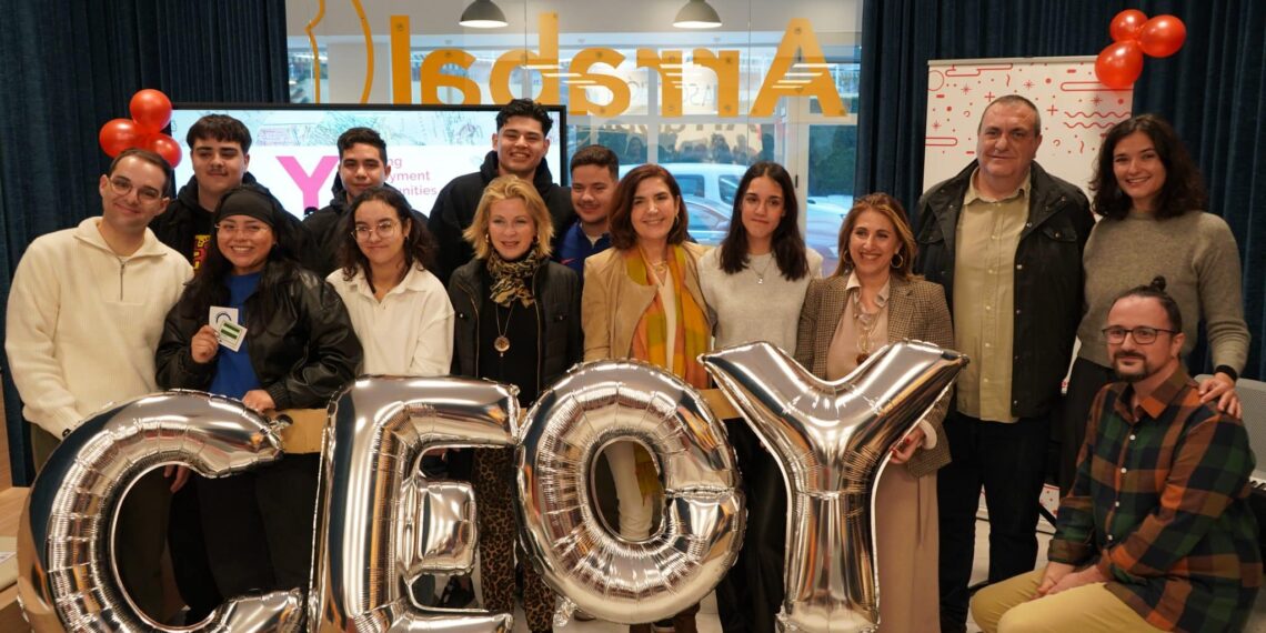 Jóvenes malagueños encuentran nuevas oportunidades laborales en Europa