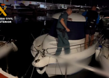 La Guardia Civil desarticula un grupo delictivo dedicado a la pesca furtiva del atún rojo en Málaga