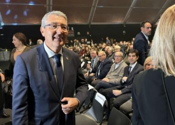 Salado, en la presentación de la campaña ‘Dame tu mano’: «Ningún destino tiene a nuestra gente»
