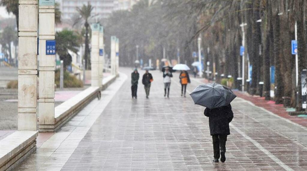 La borrasca Garoé deja lluvias moderadas en Málaga, pero no alivia la sequía