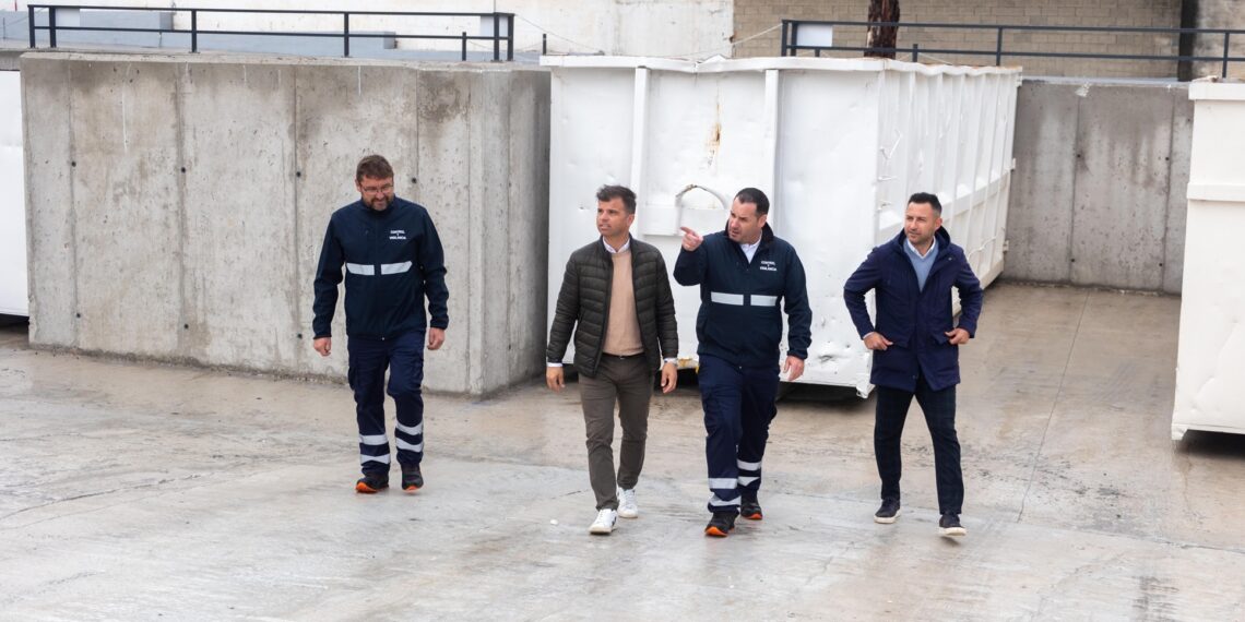 El Ayuntamiento habilita un depósito municipal de residuos en el polígono industrial La Ermita