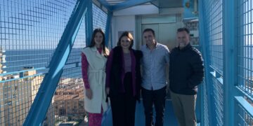 Torremolinos inaugura el ascensor panorámico del Parque de La Batería