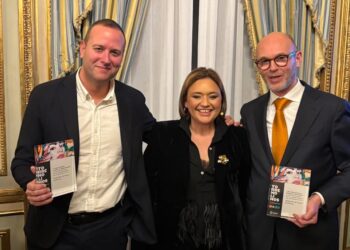 Torremolinos renueva su estrategia turística con un lema visionario