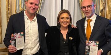 Torremolinos renueva su estrategia turística con un lema visionario