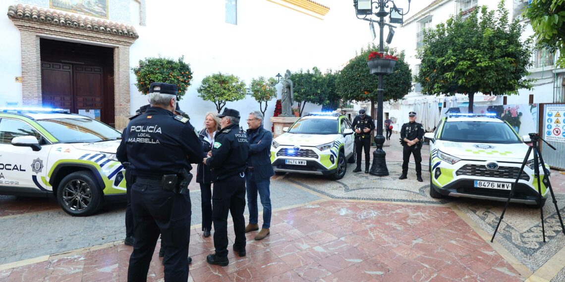 Marbella incrementa la flota de la Policía Local con la incorporación de siete nuevos vehículos híbridos