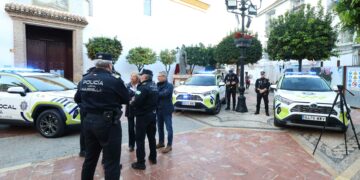 Marbella incrementa la flota de la Policía Local con la incorporación de siete nuevos vehículos híbridos