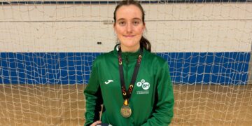 Lourdes Teba, la joven promesa del balonmano que presume de Fuengirola
