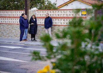 Las obras de calle Salgareño y su entorno finalizan dejando un espacio accesible y seguro