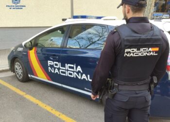 Detenido por atrincherarse en su casa con un hacha en Benalmádena