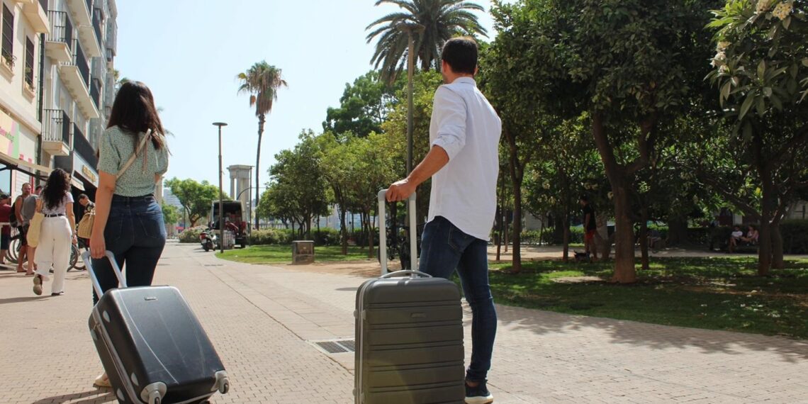 Andalucía vuelve a liderar el incremento del empleo en diciembre con 12.943 empleados más respecto a 2023