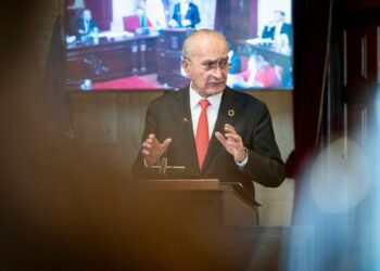 De la Torre anuncia un «plan de choque» sobre vivienda en Málaga