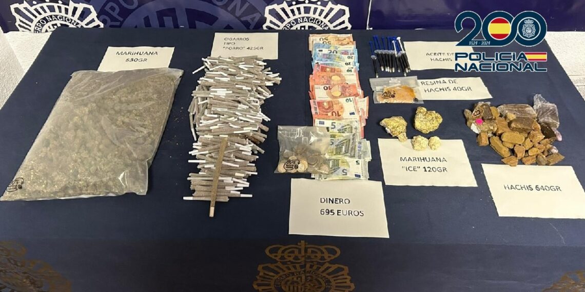 Desmantelan en Fuengirola un club de fumadores de cannabis que servía de punto de venta de droga