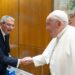 Salado participa en una audiencia con el Papa Francisco y sella el apoyo de la Diputación a la Gran Procesión del Jubileo de las Cofradías