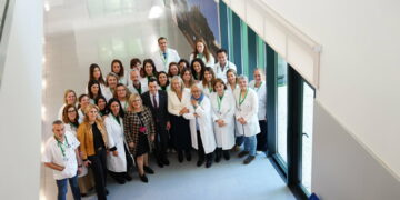 Moreno inaugura, tras 20 años de espera, el Centro de Salud Los Pacos en Fuengirola que prestará servicio a 19.000 habitantes